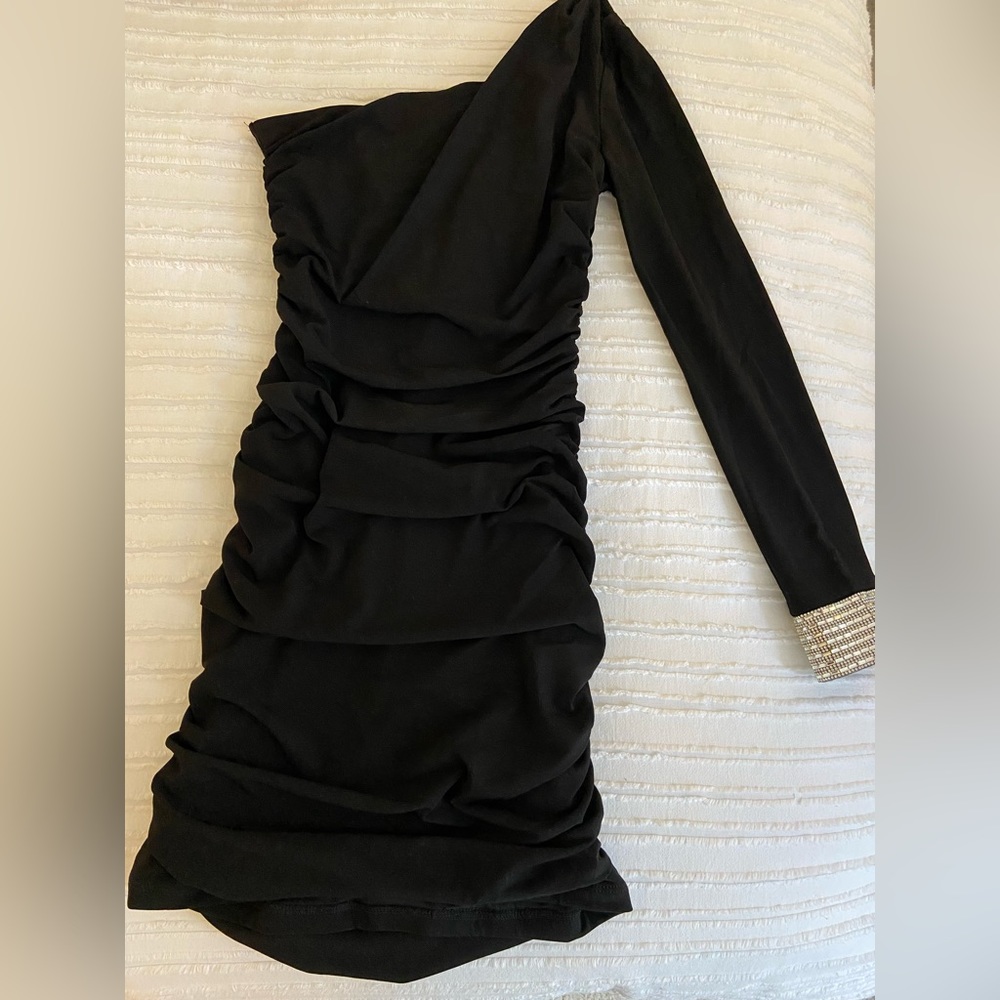 Black One Shoulder Ruched Mini Party Dress with sequin sleeve